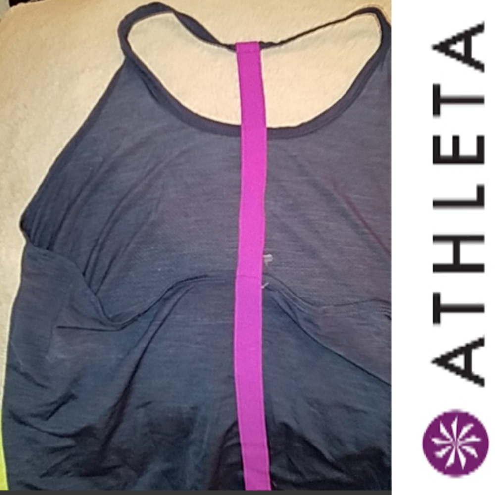 Athleta REFLECTIVE running Y racr tank 🆓️ FREE 🆓️with ANY$30 BUNDLE